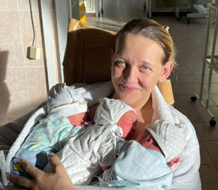 17 років не було дітей: історія киянки, яка народила трійню під новорічні обстріли