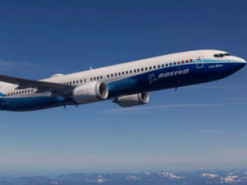Boeing відновив виробництво 737 MAX після страйку - Reuters