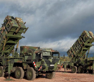 Грецький Patriot на Близькому Сході за один день збив ракету та безпілотник, – Reuters