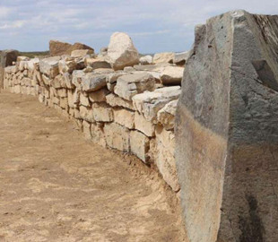 Археологи виявили у євразійському степу піраміду, що датується 2000 р. до н.е.