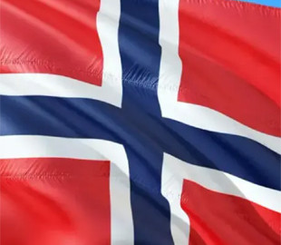 Пасажирський літак розвернули в небі Норвегії через виявлення дрона