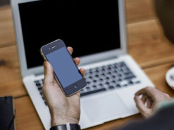 В Украине вырос объем операций с электронными деньгами