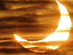 Сонячне затемнення у жовтні 2022 року: коли та коли його побачать жителі України