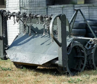 Українські розробники представили новий мобільний роботизований комплекс Змій