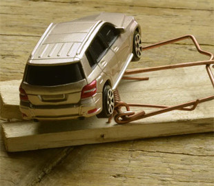 Майже мільйон гривень за привид: інтернет-аферисти “продали” чоловікові неіснуюче авто з-за кордону