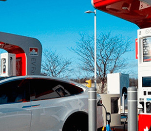 Канада запретит продажу легковых автомобилей с двигателями внутреннего сгорания к 2035 году