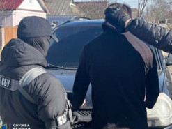 На Хмельниччині шпигун організував онлайн-трансляцію активності на аеродромі