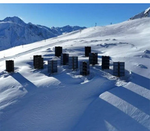 Альпи стають джерелом енергії. Інженери розробили вертикальні сонячні панелі Helioplant для холодного клімату