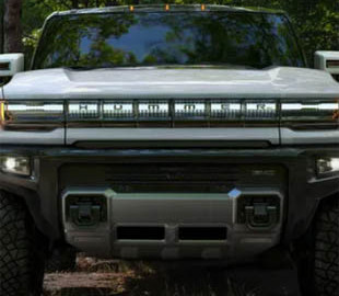 Американцы впервые показали электрический внедорожник Hummer