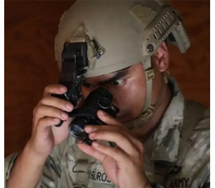 Американські розробники представили військовий тепловізор AN/PVS-14