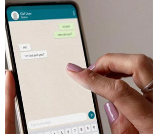 У WhatsApp з'явився ШІ, який вміє переписувати повідомлення: як це працює