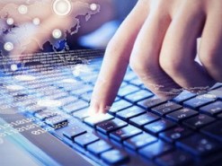 Гройсман прогнозирует рост прибыли IT-компаний Украины