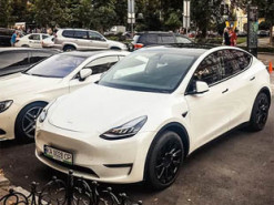 Новейший электромобиль Tesla уже появился в Украине