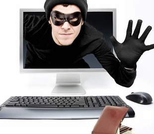 Невідомі інтернет-шахраї ошукали чоловіка на 20 тисяч гривень