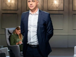 Литовського телеведучого звільнили за заклик забрати дітей у шанувальників російських фільмів