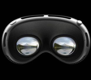 Apple прискорює розробку другого покоління пристрою віртуальної реальності