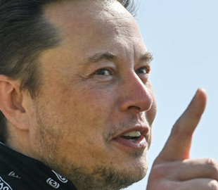 Илон Маск заподозрил главу Роскосмоса в параноидальном расстройстве личности