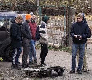 Студент КПІ розробив евакуаційний наземний дрон, який рятує бійців та медиків