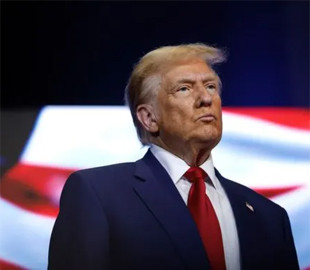 За вечерю з Трампом пропонують криптовалютний токен $TRUMP: хто може його отримати