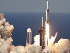 SpaceX вывела на орбиту Земли еще 57 интернет-спутников Starlink