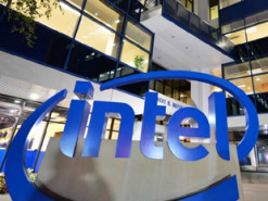 Intel может отдать производство чипов сторонним компаниям