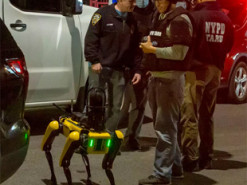 Американская полиция применила робособаку на месте преступления