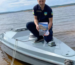 Морський дрон Magura "доставить" російським окупантам у Крим нову українську марку