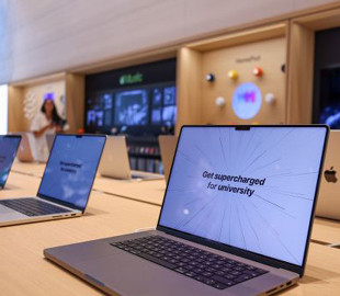 Apple розробляє MacBook із сенсорним екраном: інсайдер розкрив деталі