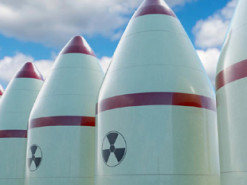 Як працюють ракети з ядерним двигуном та які ризики несе їх застосування