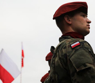 Польща за кілька років планує побудувати нову лінію укріплень від дронів