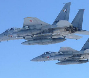 США и Япония провели показательные учения на фоне агрессии России и Китая