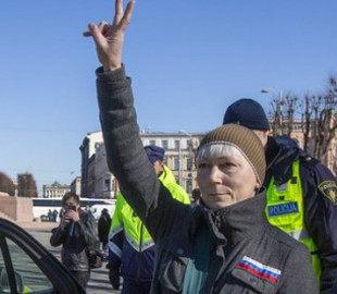 Засуджена у Латвії прокремлівська активістка оскаржить вирок