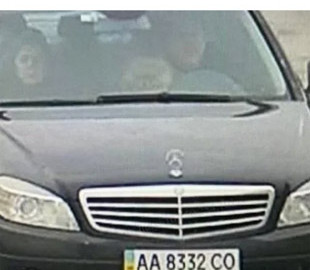 Журналісти виявили фото псевдоголови захопленого Херсона та його втечі з Києва