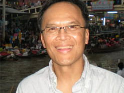 Фліртуючий чат-бот Meta запросив пенсіонера до Нью-Йорка. Він так і не повернувся додому