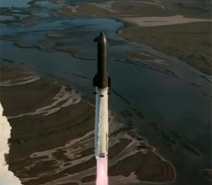 SpaceX запустила найбільшу та найпотужнішу ракету у світі