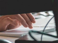 Українців дурять шахраї з "податкової" — який обман вигадали