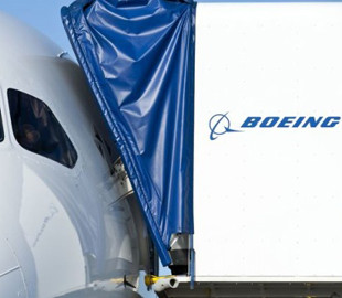 Boeing підвищить зарплати співробітниками на 25% для уникнення масштабного страйку