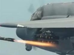 Озброєння літаючої фортеці: літак AC-130J запустив ракети AGM-114 Hellfire II