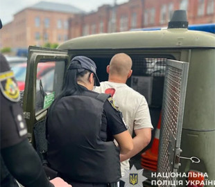 Правоохоронці знайшли підпалювача відділення “Укрпошти”