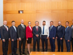 Кібератаки з росії: директор ФБР зустрівся з українськими правоохоронцями