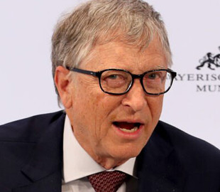 Маск сумнівається з приводу багатомільярдної ставки Білла Гейтса проти Tesla