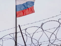 У Росії заочно засудили блогера до 8 років через відео про підрив Каховської ГЕС