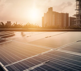 Сонячні панелі виходять з ладу по всьому світу через одну деталь: чим потрібно замінити