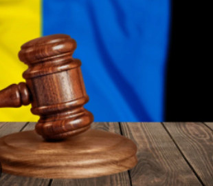 До 15 років позбавлення волі засудили пенсіонера з Хмельниччини, який навів «шахеди» на військові склади