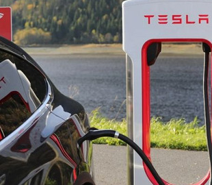 Panasonic начнёт массовое производство батарей Tesla 4680 в 2023 году