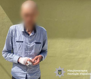 За розрахунок чужою банківською карткою українцю «світить» кілька років тюрми