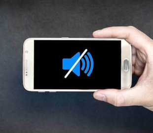 Как выключить звук на смартфоне поворотом экрана