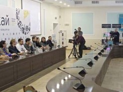 Онлайн-бібліотеку українських аудіокниг презентували у Києві