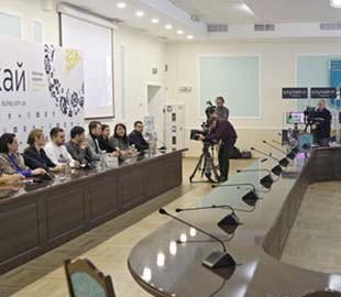 Онлайн-бібліотеку українських аудіокниг презентували у Києві