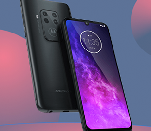 Опубликованы рендеры смартфона Motorola One Zoom